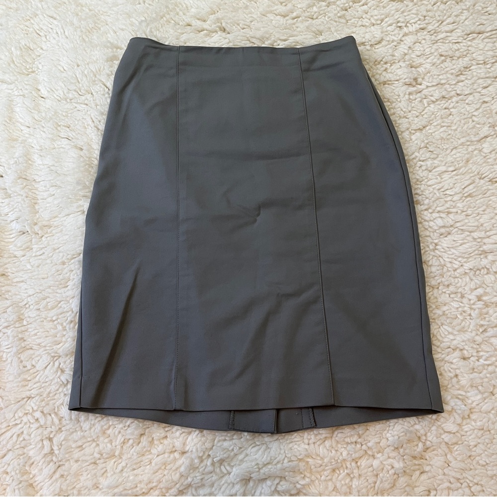 Van Heusen stretch extensible skirt